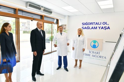 Prezident xanımı ilə Bakıdakı doğum evində yaradılan şəraitlə tanış olub - Fotolar