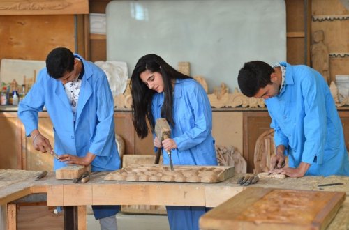 Peşə məktəblərinə tələbə qəbulu başlayıb