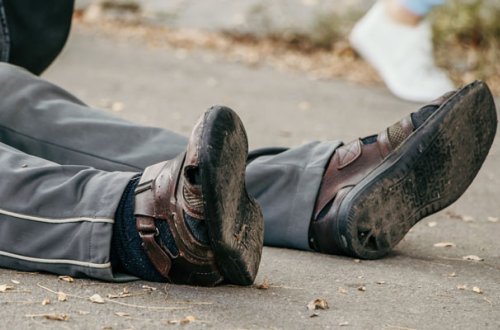 “Jeep”i arxaya vermək istədi, 62 yaşlı kişini vurub öldürdü