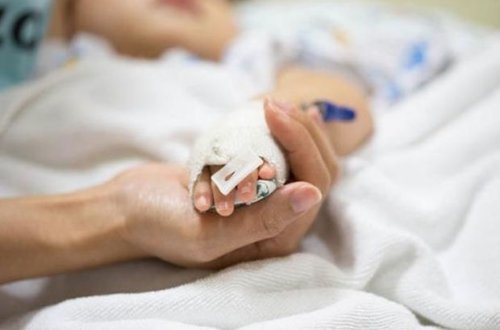 Gəncədə iki yaşlı uşaq qaynar suda yandı