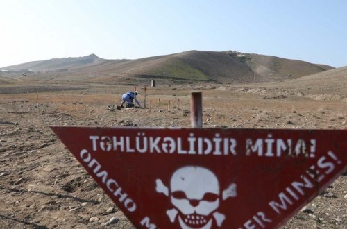 Füzulidə minatəmizləmə şirkətinin 3 əməkdaşı minaya düşüb, birinin ayağı amputasiya olunub