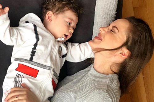 Fahriye Evcenlə oğlu koronavirusa yoluxdu