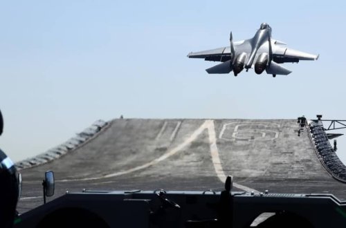 Çin Tayvan yaxınlığında hərbi təlimlərə BAŞLADI