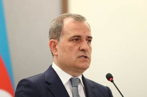 Ceyhun Bayramov Ankaraya yola düşüb