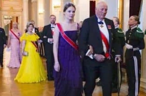 Norveç kralı xəstəxanaya yerləşdirilib