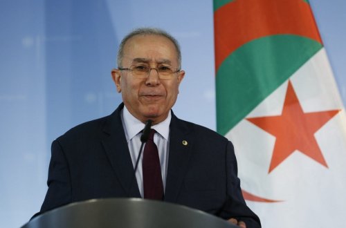 Əlcəzairin xarici işlər naziri Azərbaycana gəlir