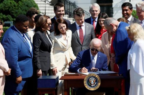 Bayden “çip” qanununu imzaladı