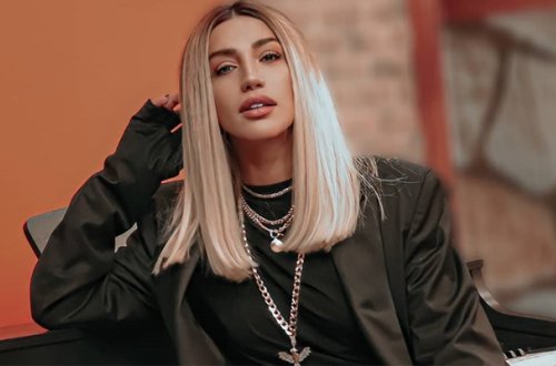 Röya şəhidin sevgilisinə yazdığı məktubun sözlərinə mahnı oxudu - Video