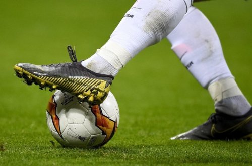 Braziliyada 12 yaşlı futbolçu möcüzəvi qol vurub