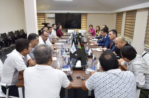 Medianın İnkişafı Agentliyində maliyyə yardımı göstərilən onlayn media subyektlərinin rəhbərləri ilə görüş keçirilib