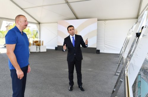 Prezident İlham Əliyev “Ağsu Aqropark”ın fəaliyyəti ilə tanış olub - YENİLƏNİB