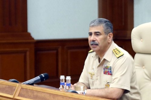 Zakir Həsənov ordu rəhbərliyi ilə müşavirə keçirib, 