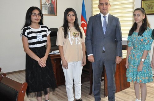 Mingəçevir Dövlət Universitetində yüksək bal toplayan abituriyentlərlə görüş keçirilib