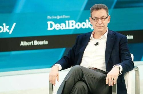 Korona peyvəndini istehsal edən CEO korona oldu