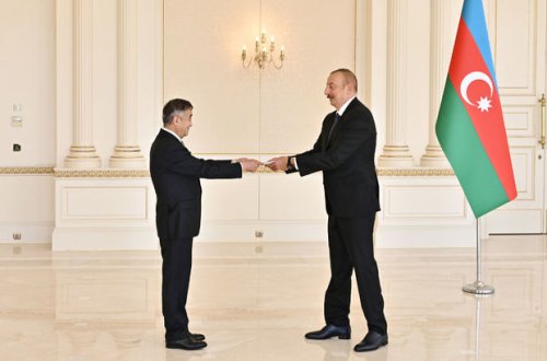 Monqolustan prezidenti İlham Əliyevi ölkəsinə səfərə dəvət etdi - YENİLƏNİB + FOTO