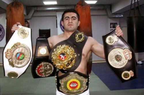 İslamiada: Azərbaycanın dörd kikboksçusu finala çıxıb