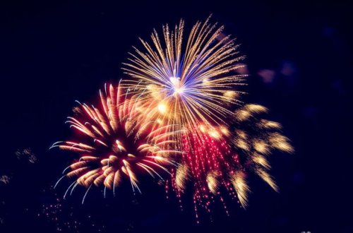 Ermənistanda matəm günü atəşfəşanlıq edildi