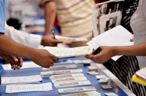 ABŞ-da işsizliyə görə müavinətə müraciətlərin sayı azalıb