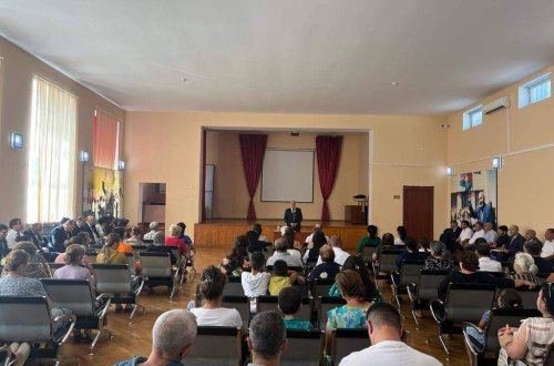 Nəsimi rayonunda sakinlər Başçının səyyar qəbulunda olublar