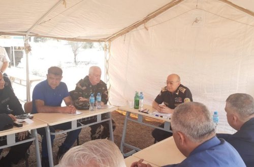 Kəmaləddin Heydərov yanğın baş verən əraziyə gedib, xüsusi müşavirə keçirib - YENİLƏNİB