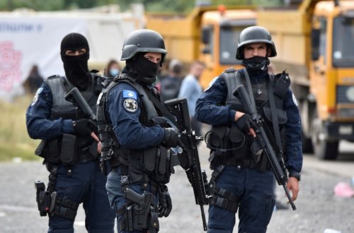 NATO qoşunları Kosovonun şimalında patrul əməliyyatlarını gücləndirir