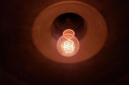 Almaniyada elektrik enerjisinin qiyməti artıb