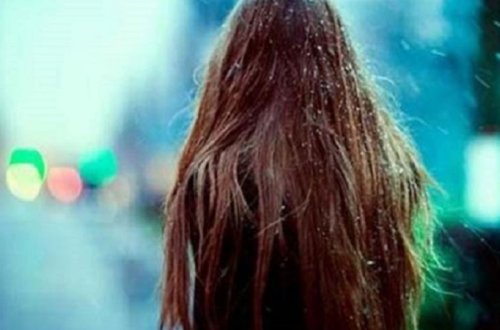 Bakıda 16 yaşlı qızın evdən qaçmasının inanılmaz səbəbi bilindi