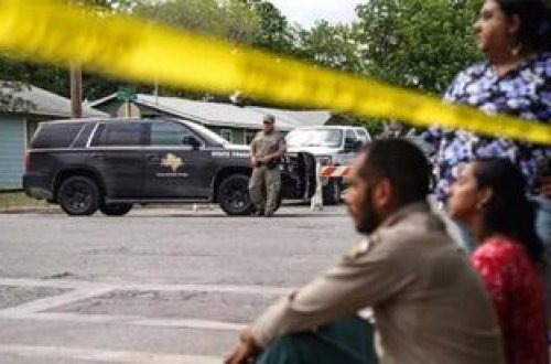 ABŞ-da 21 nəfərin öldürüldüyü məktəbin polis rəisi işdən çıxarılıb