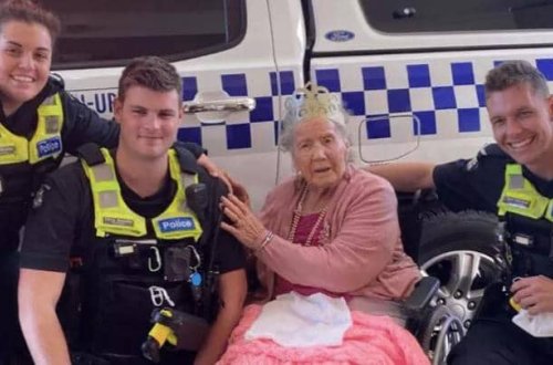 100 yaşlı qadın ad günündə həbs edilib