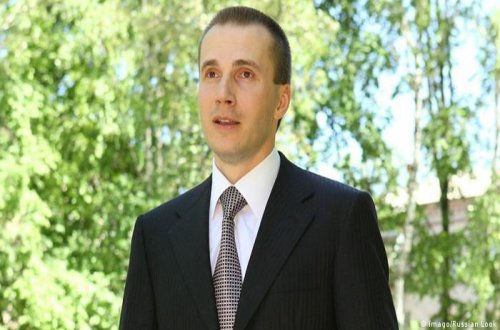 Məhkəmə Viktor Yanukoviçin oğlunun hesabından 8 milyon dollar götürüb