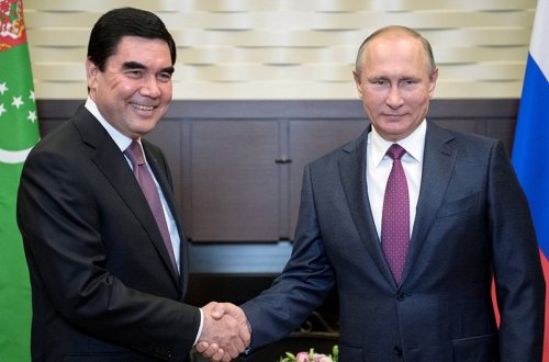 Putin Berdiməhəmmədovu “Vətənə xidmətə görə” ordeni ilə təltif edib