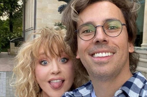 Rusiyadan qaçdığı deyilən Alla Puqaçova vətəninə qayıtdı