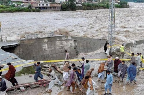 Pakistanda musson fəlakəti: 1000-dən çox insan həyatını İTİRİB