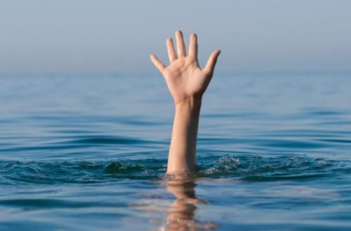 16 yaşlı oğlan doğum gününü qeyd edərkən Kürdə boğulub