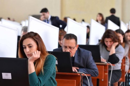 Müəllimlərin sertifikatlaşdırılması imtahanında sualın biri səhv çıxıb, namizədlərə əlavə bal yazılıb