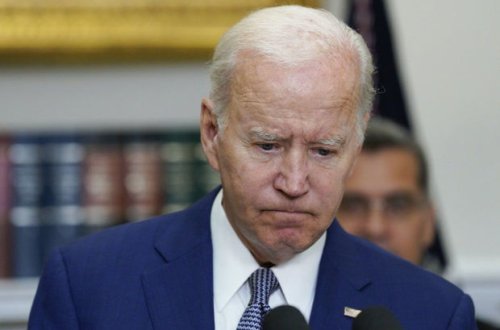 Bayden çıxışı zamanı daha bir kobud səhvə yol verdi - VİDEO