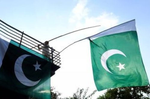 Pakistan IMF-dən 1,16 milyard dollar kredit alıb