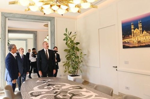 Prezident İlham Əliyev İtaliyada “Mənim Azərbaycanım” adlı rəsm sərgisi ilə tanış olub - FOTO