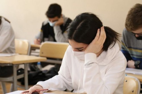 Buraxılış imtahanlarında üzrlü səbəbdən iştirak etməyən 456 şagird əlavə imtahan verəcək
