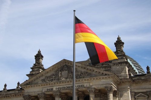 Polşa Almaniyadan nasistlərin işğalına görə təzminat TƏLƏB EDƏCƏK