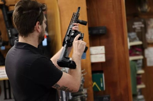 Nyu-Yorkda silah gəzdirilməsini məhdudlaşdıran yeni qanun qüvvəyə minib