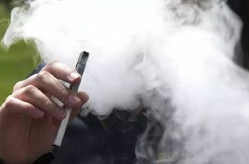 Elektron siqaret nəhəngi “Juul” 438 milyon dollar təzminat ödəyəcək