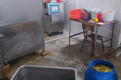 Göygöldə kolbasa istehsalı müəssisəsində nöqsanlar aşkarlanıb
