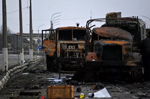 Ukrayna ordusu Rusiyaya məxsus 3 silah anbarını məhv edib