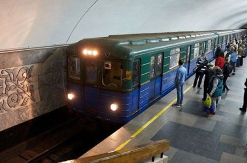 Xarkovda metronun işi bərpa olundu