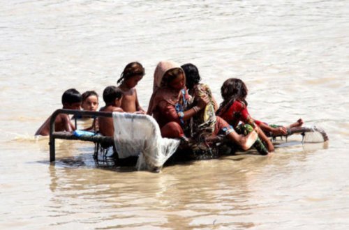 Pakistanda sel fəlakətindən sonra epidemioloji xəstəliklər artıb