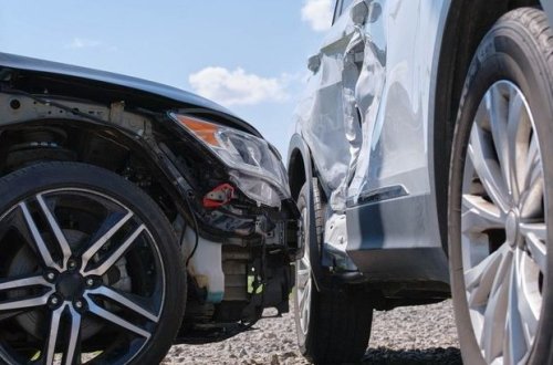 Bakıda iki avtomobil toqquşub: Xəsarət alanlar var