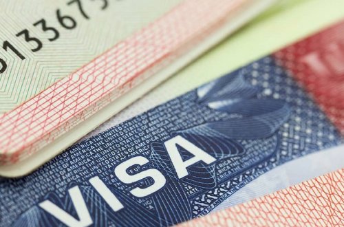 Aİ-nin 9 ölkəsi Rusiya vətəndaşlarına viza verilməsini dayandırıb