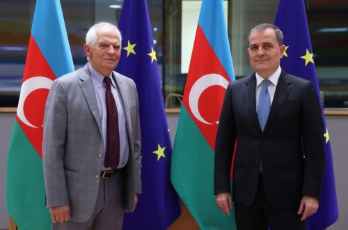 Ceyhun Bayramovla Avropa İttifaqının ali nümayəndəsi arasında telefon danışığı olub