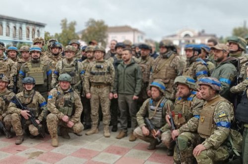 Zelenski İzyuma getdi - Fotolar